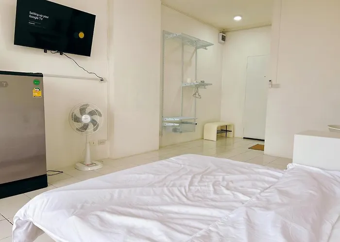 64sqm 2 Beds 2 Bath Family By Gracyhome Bangkok